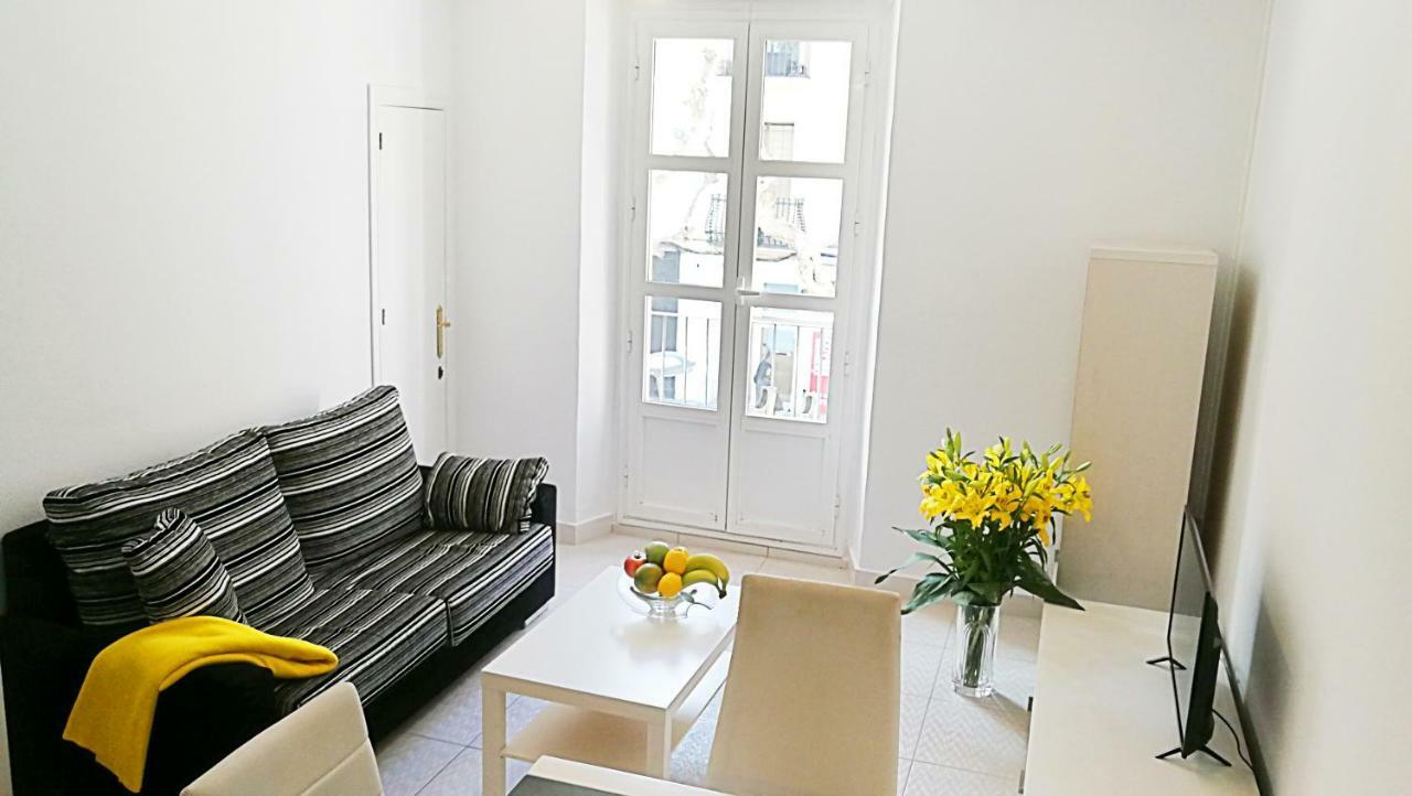 サロウApartamento Barcelona 10アパートメント エクステリア 写真